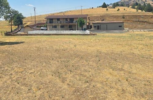 4204 State Highway 263, Yreka, CA, 96097-9202 | Card Image