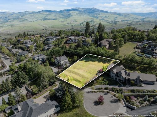 168 Sunnyview Dr, Ashland, OR, 97520-2061 | Card Image