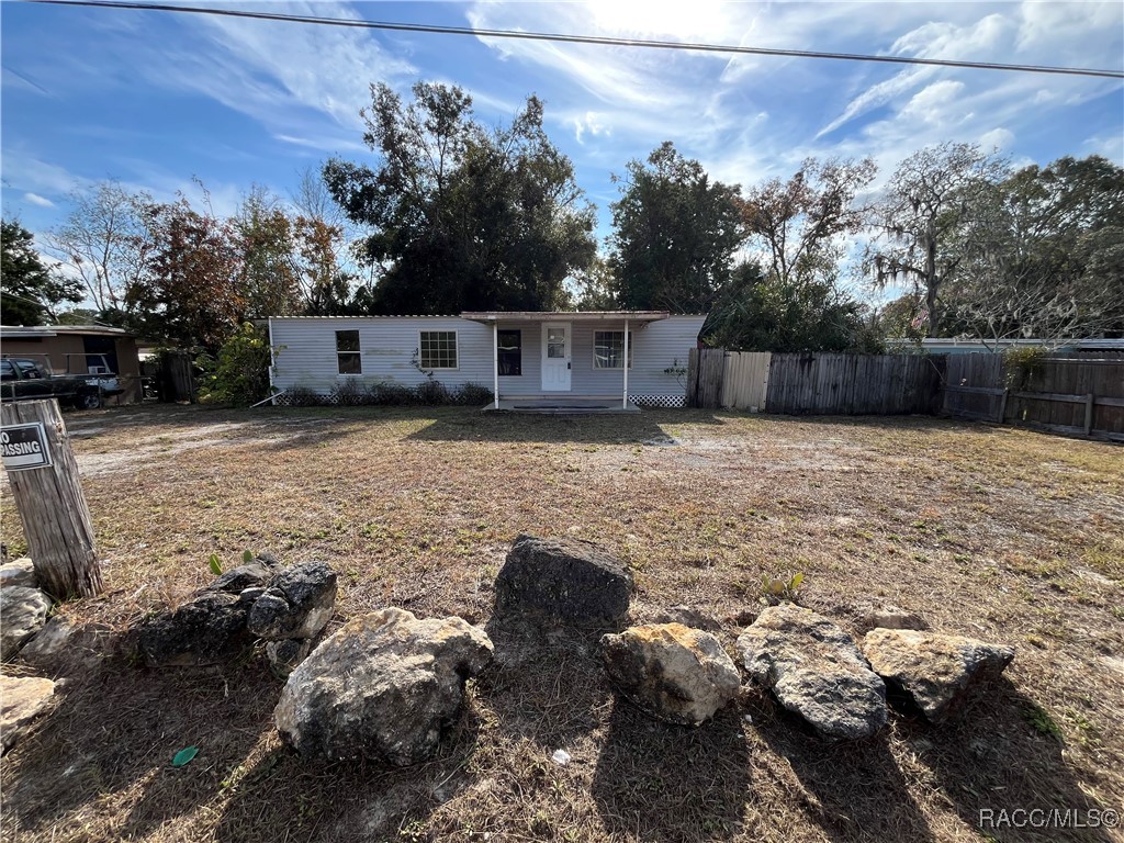 Lyrical Ln, Crystal River, FL 34429