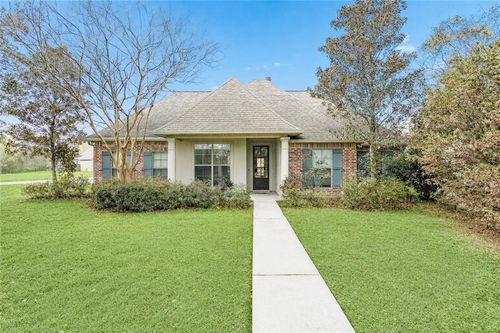 113 Autumn Creek Dr, Madisonville, LA, 70447-3603 | Card Image
