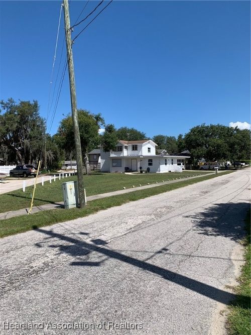 402 S Franklin Street, Sebring, FL, 33870 | Card Image