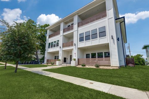 apt-201-1322 Lipscomb St, Fort Worth, TX, 76104-4883 | Card Image
