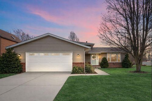 57 Worchester Dr, Valparaiso, IN, 46383 | Card Image