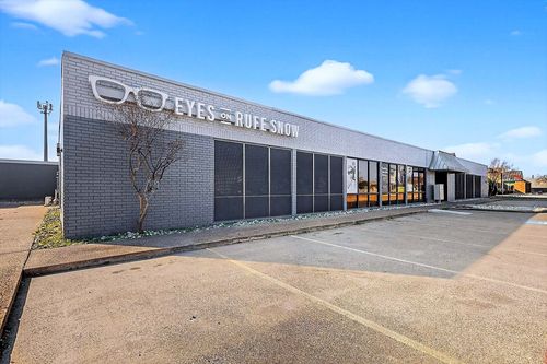 5755 Rufe Snow Dr, North Richland Hills, TX, 76180-6055 | Card Image