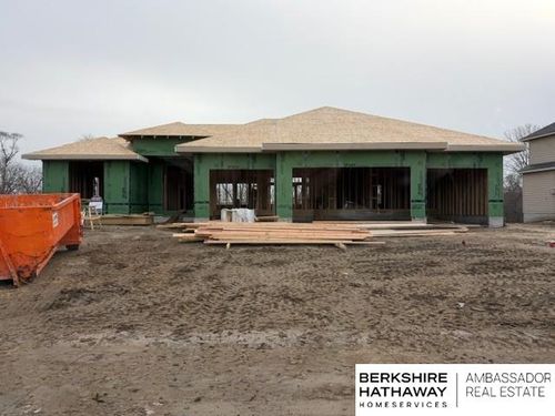 18505 Acorn Dr, Gretna, NE, 68028-7056 | Card Image