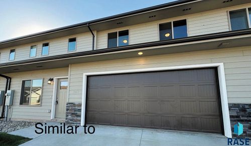 3601 E Siasconset Pl, Sioux Falls, SD, 57108-3050 | Card Image