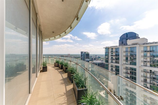 Wrap Around Terrace | Image 26