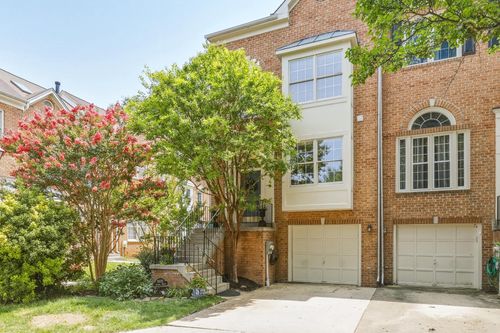 19015 Gallop Dr, GERMANTOWN, MD, 20874-6145 | Card Image