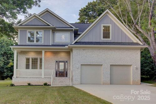 5125 Isaac Dr, Charlotte, NC, 28216-2017 | Card Image