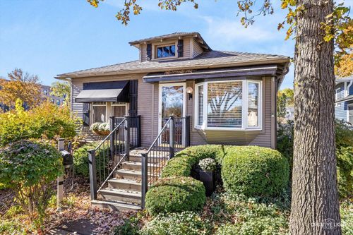 509 N Brainard St, Naperville, IL, 60563-3128 | Card Image