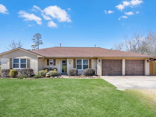 316 N Magnolia St, Highlands, TX, 77562-2560 | Card Image