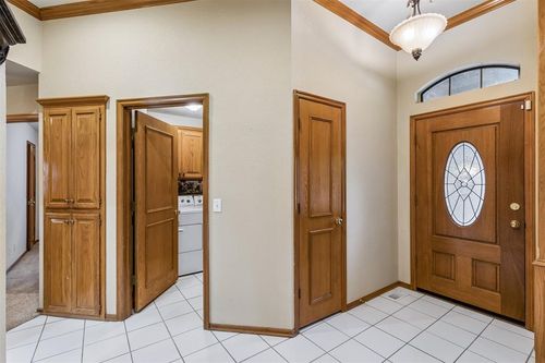 1820 Chelsea Dr, Edmond, OK, 73013-4300 | Card Image