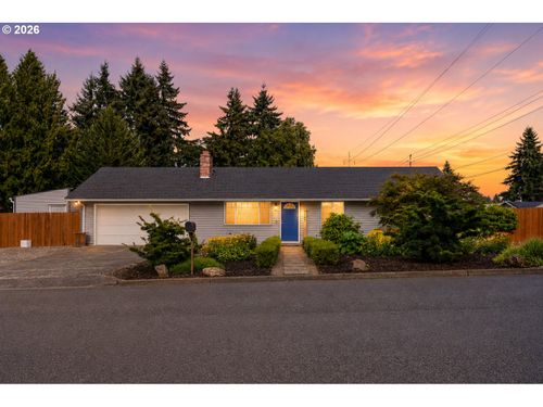 3907 Ne Rancho Dr, Vancouver, WA, 98682-8230 | Card Image