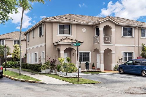 16637 Nw 73rd Pl, Miami Lakes, FL, 33014-7110 | Card Image