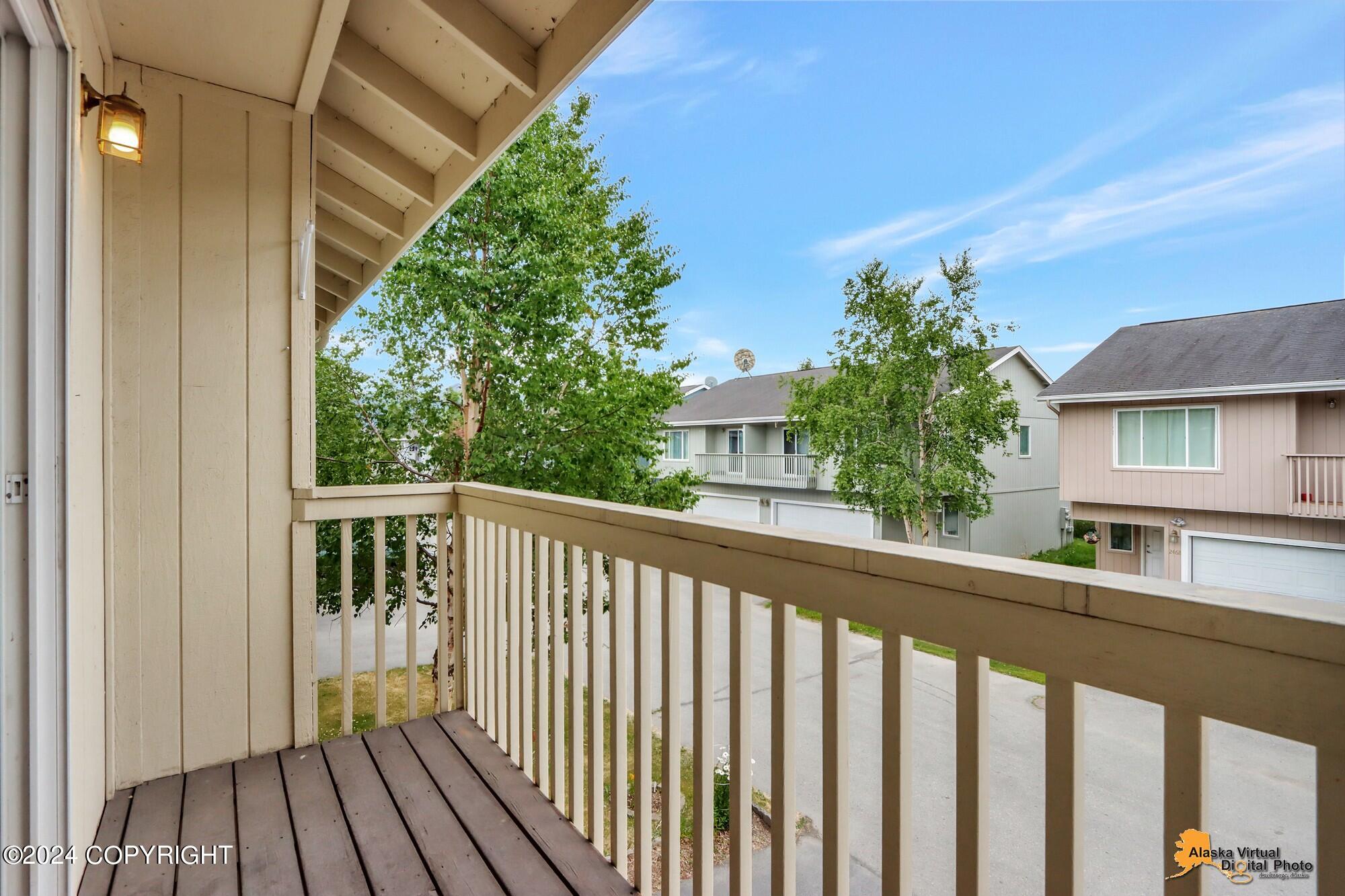 Winter Ridge Ct, Anchorage, AK 99507