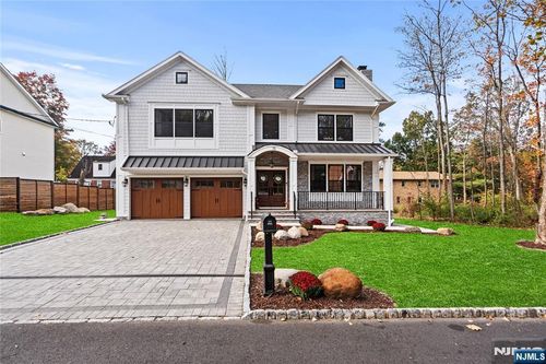 78 Glen Ave, Roseland, NJ, 07068-1631 | Card Image