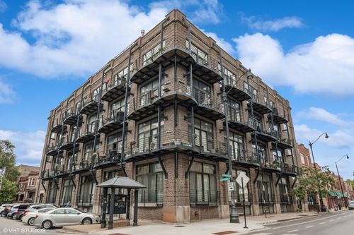108-2735 W Armitage Ave, Chicago, IL, 60647-4236 | Card Image