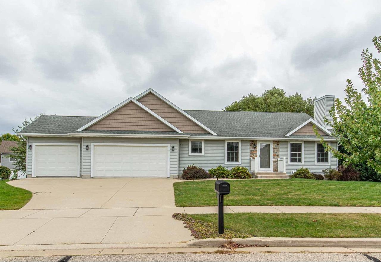 11th Ave, Monroe, WI 53566