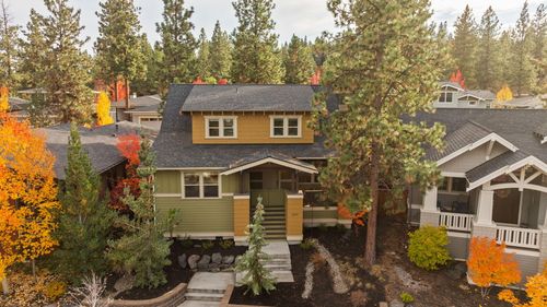 2379 Nw Drouillard Ave, Bend, OR, 97703-7262 | Card Image