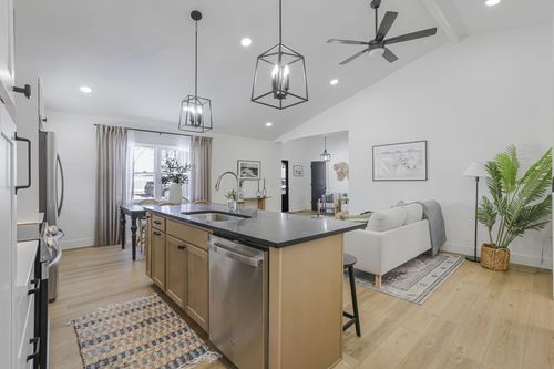 6103 Pickerington Rd, Carroll, OH, 43112-9613 | Card Image