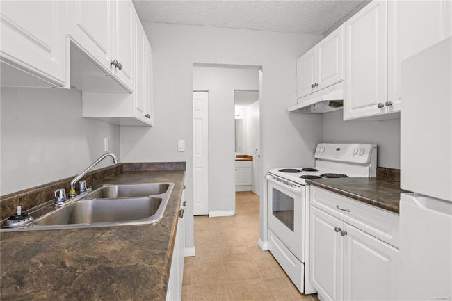 202 - 218 Bayview Ave, Condo with 2 bedrooms, 1 bathrooms and null parking in Ladysmith BC | Image 14