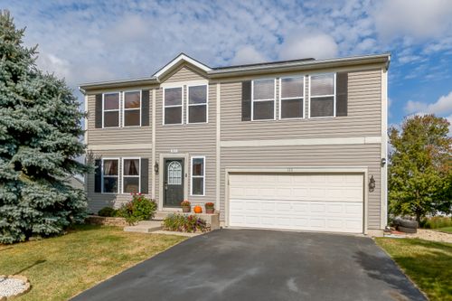 111 Evergreen Dr, Kirkland, IL, 60146-8803 | Card Image