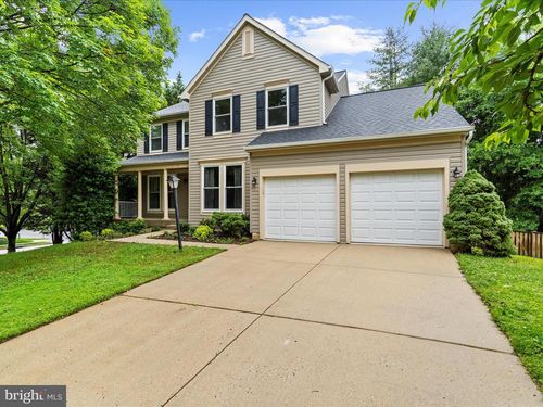 2 Raindrop Cir, REISTERSTOWN, MD, 21136-3541 | Card Image