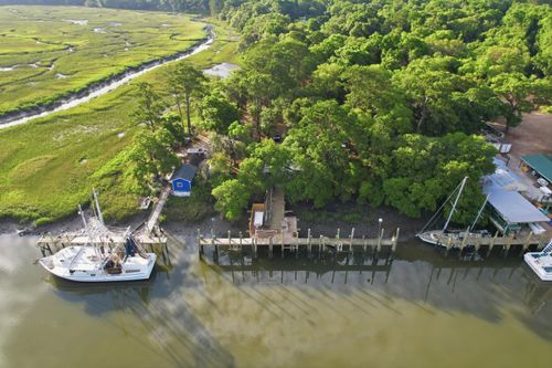 26 Hallmark Rd, Saint Helena Island, SC, 29920-4034 | Card Image