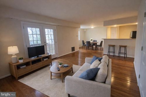 apt-5-7514 Hawthorne St, LANDOVER, MD, 20785-2658 | Card Image