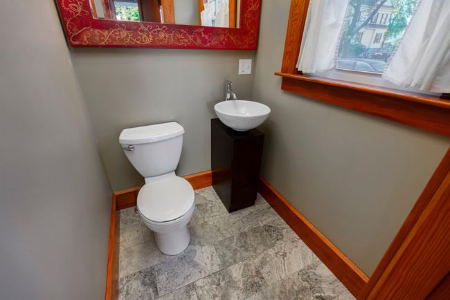 16 Nutt St, House other with 3 bedrooms, 2 bathrooms and null parking in Nashua NH | Image 11