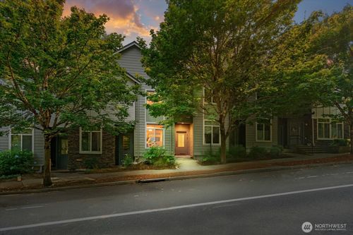 2157 Nw Talus Dr, Issaquah, WA, 98027-8958 | Card Image