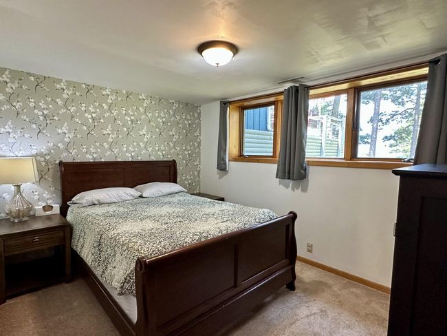 Lower level bathroom w/shower | Image 31