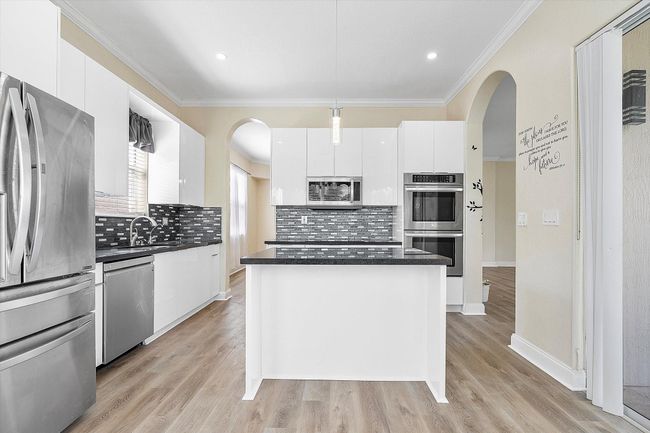 13214 Sw 21 St St, House other with 4 bedrooms, 3 bathrooms and null parking in Miramar FL | Image 12