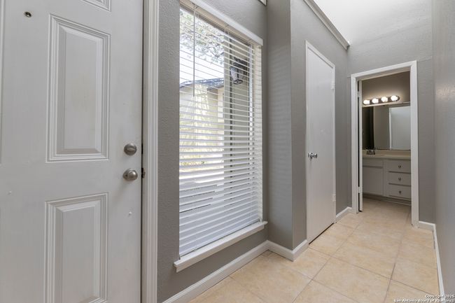 APT-101 - 100 Lorenz Rd, Townhouse with 2 bedrooms, 3 bathrooms and null parking in San Antonio TX | Image 13