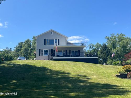 4 Wabasso St, Lanesborough, MA, 01237-9844 | Card Image