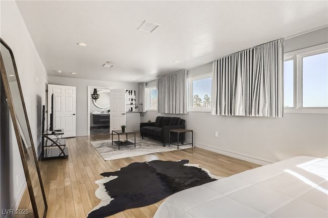2890 Belcastro St, House other with 4 bedrooms, 5 bathrooms and null parking in Las Vegas NV | Image 19