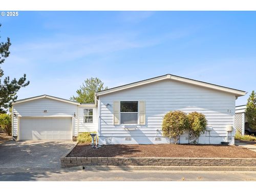 37-1145 Sw Cypress St, McMinnville, OR, 97128-8677 | Card Image