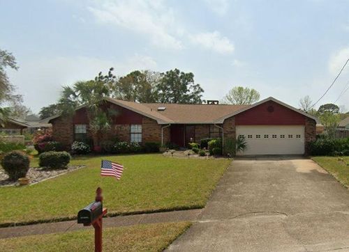 564 E Timberlake Dr, Mary Esther, FL, 32569-2272 | Card Image