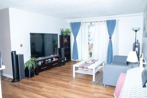206-7180 Lindsay Rd, Richmond, BC, V7C3M6 | Card Image