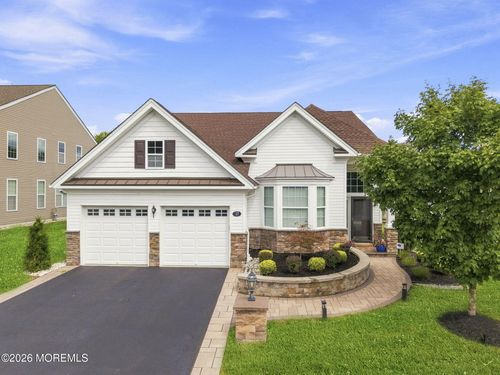 17 Legacy Ct, Freehold, NJ, 07728-9286 | Card Image