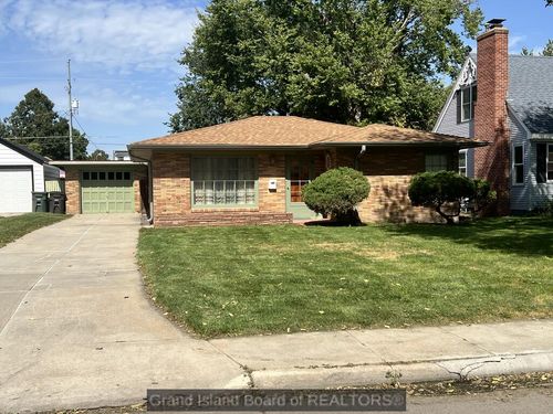 2424 W Koenig St, Grand Island, NE, 68803-5343 | Card Image