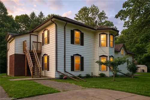 396 William St, Delhi, ON, N4B2X5 | Card Image