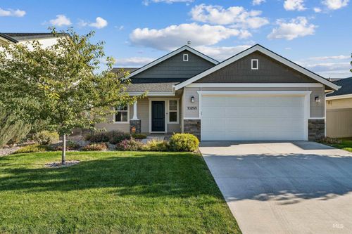 10288 Longtail Dr, Nampa, ID, 83687-5635 | Card Image