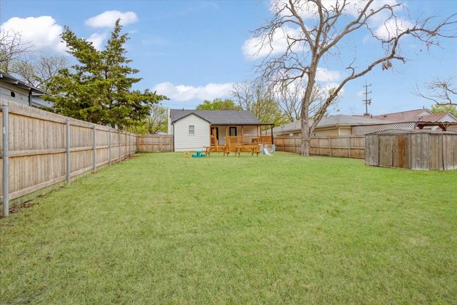310 W Mcgee St, House other with 2 bedrooms, 2 bathrooms and null parking in Sherman TX | Image 25