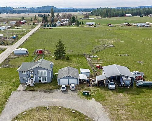 4810 E Big Meadows Rd, Chattaroy, WA, 99003-8585 | Card Image