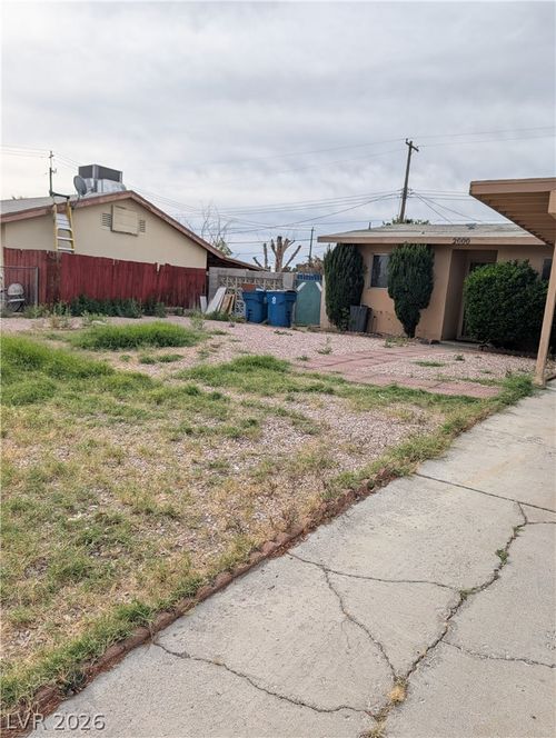2000 Constantine Ave, Las Vegas, NV, 89101-2238 | Card Image