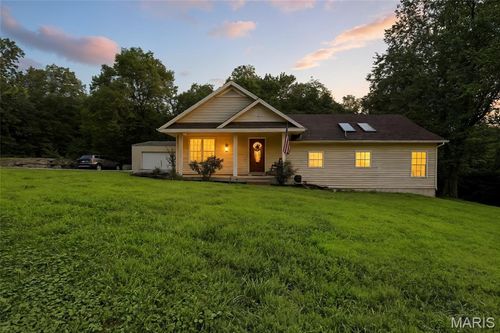 7029 Windy Valley Ln, Pacific, MO, 63069-4331 | Card Image