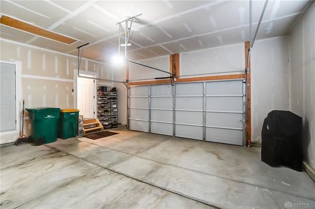 539 Bellasera Dr, House other with 3 bedrooms, 3 bathrooms and null parking in Sugarcreek Township OH | Image 65