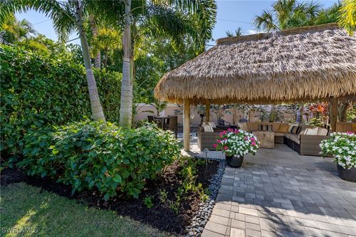 13467 Snook Cir, NAPLES, FL, 34114-8707 | Card Image