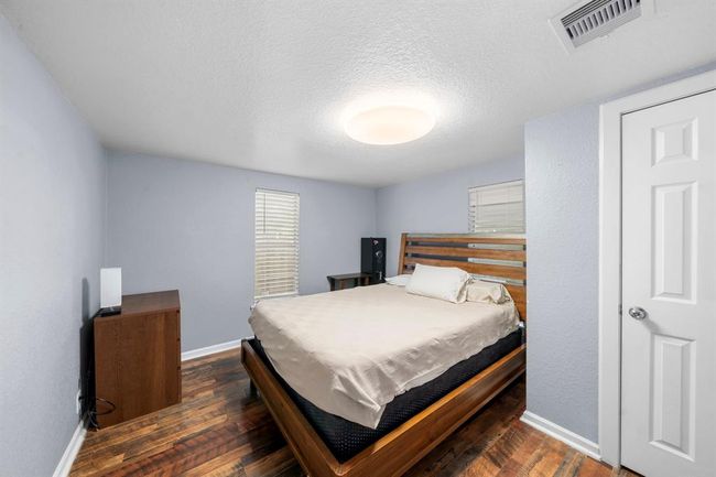 1305 Fairview Dr, House other with 2 bedrooms, 1 bathrooms and null parking in Alvin TX | Image 8